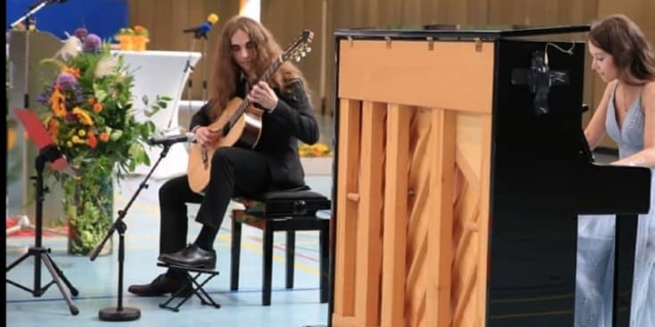 Bannerbild von Nils Gitarrist*in aus Solingen