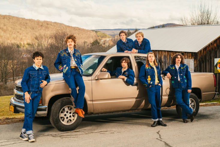 Profilbanner von The Nude Party - Band aus Bennett