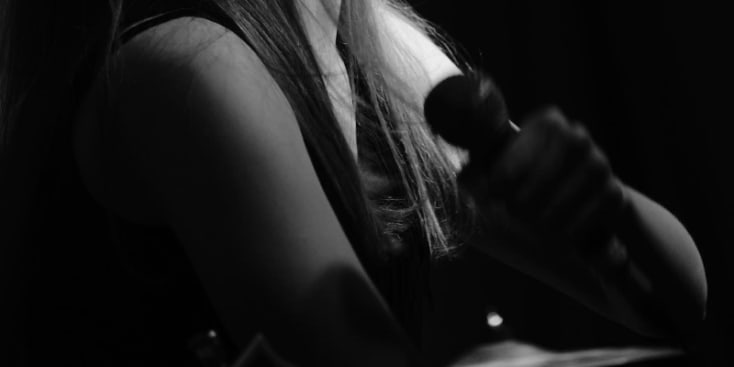 Bannerbild von Katha Mess Singer-Songwriterin aus München