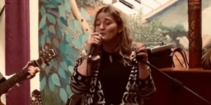 Bannerbild von Luzie K. Singer-Songwriterin aus München