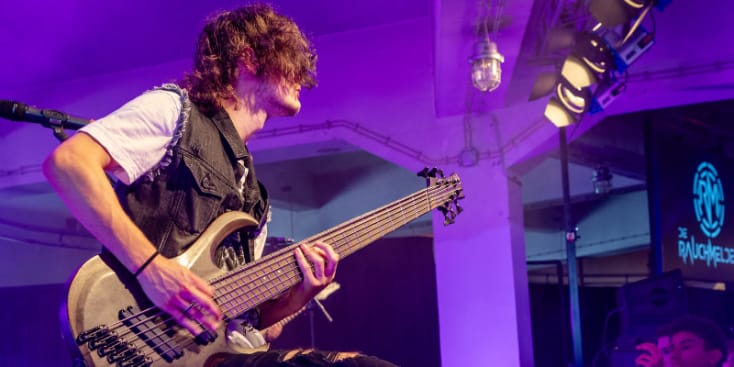 Bannerbild von Benno Pentenrieder Bassist aus Grafing bei München Bannerbild von Benno Pentenrieder Bassist aus Grafing bei München