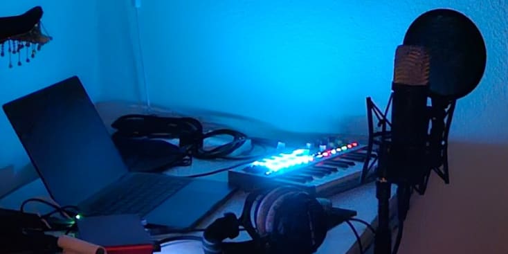 Bannerbild von Linny Singer-Songwriter*in aus Hamburg