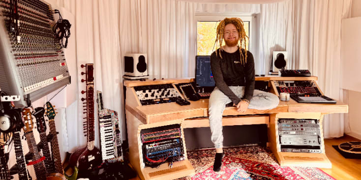 Bannerbild von Julian Scheufler Musikproduzent aus München Bannerbild von Julian Scheufler Musikproduzent aus München