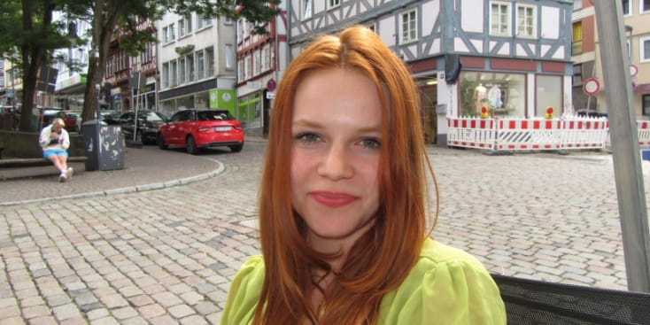 Bannerbild von Karo Sängerin aus Köln