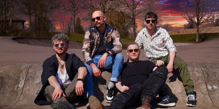 Seo.images.profile.banner.name-category-city