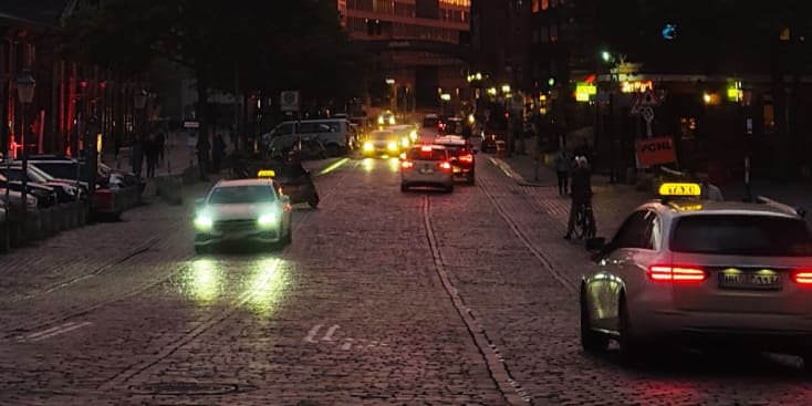 Bannerbild von Corvin Singer-Songwriter aus Hamburg