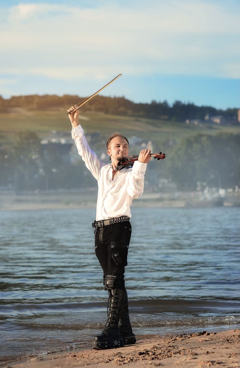 Galeriebild von Vladimir Bodunov - Künstler*in aus Friedberg (Hessen)