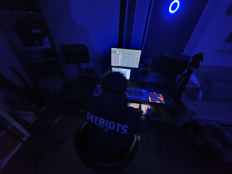 Galeriebild von Marin - Musikproduzent*in aus Bochum