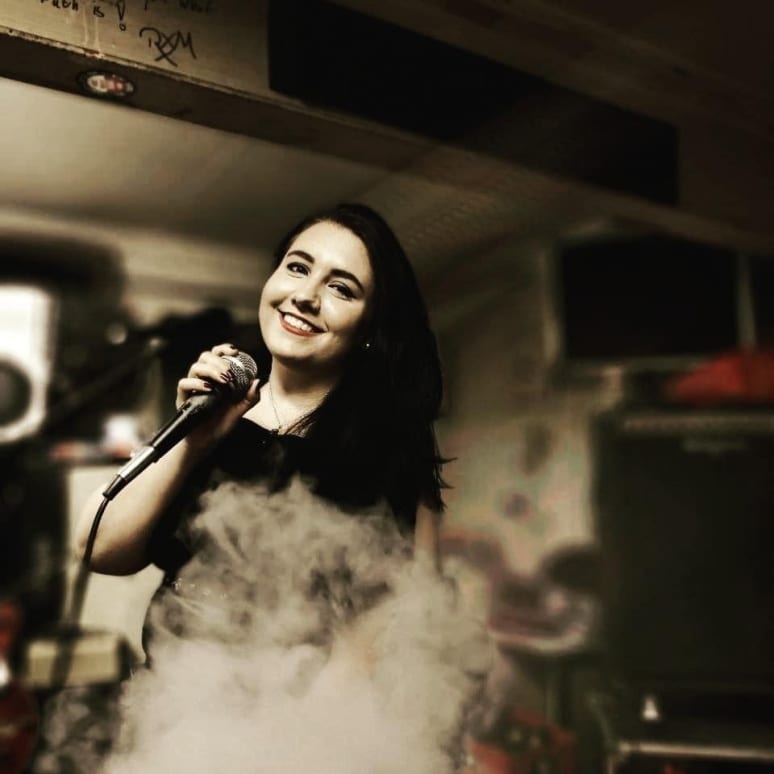 Galeriebild von Verena - Singer-Songwriter*in aus Salzgitter