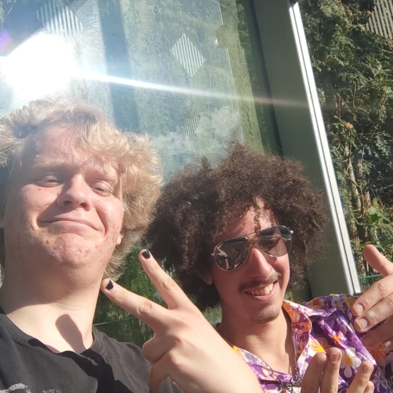 Boy in Skirt - Band aus Velbert Galeriebild von Boy in Skirt - Band aus Velbert