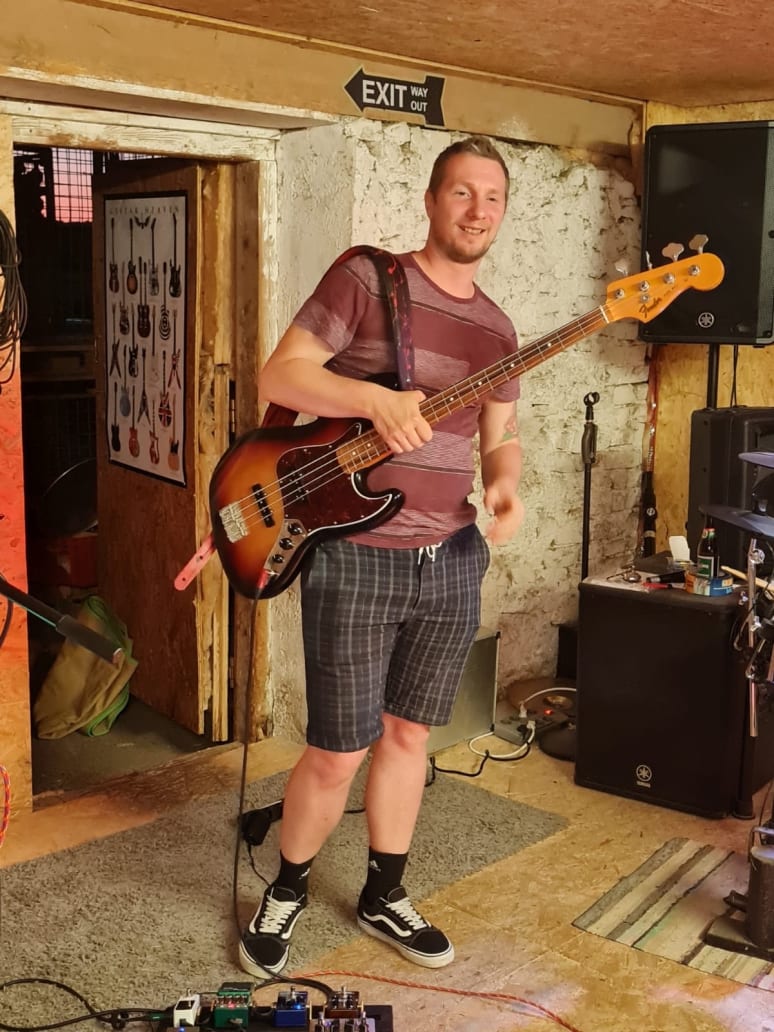 Galeriebild von Benjamin Schmidinger - Bassist*in aus Saalfelden am Steinernen Meer