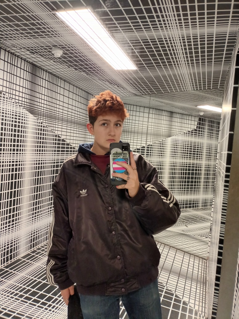 Galeriebild von Lee Schreiber - Sänger*in aus Berlin