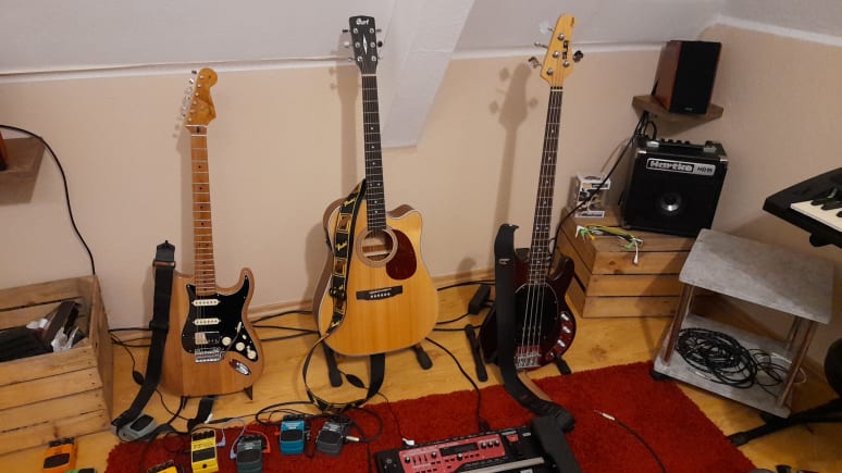 Galeriebild von Michel - Bassist*in aus Gütersloh