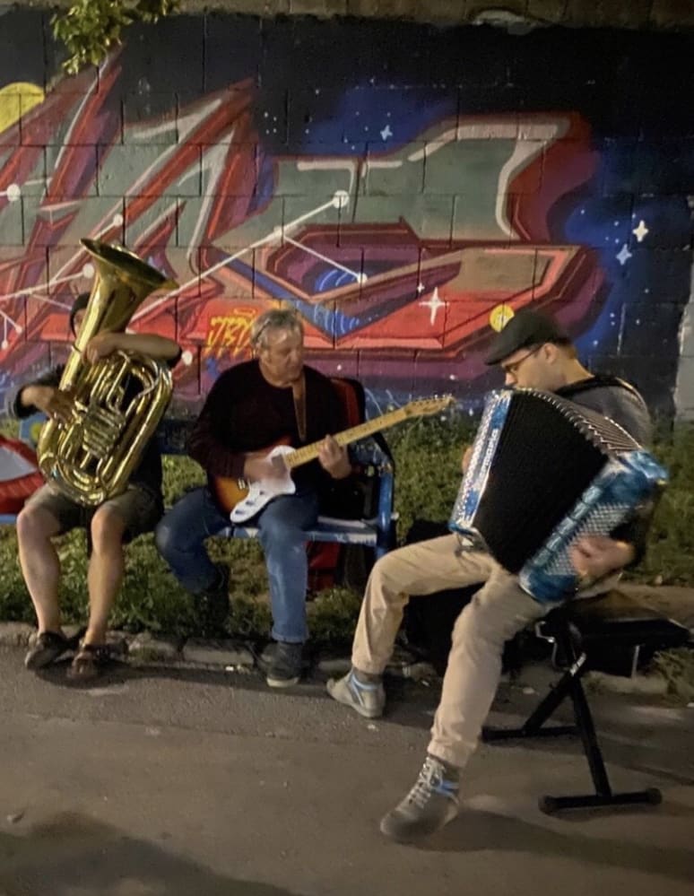 Galeriebild von Dan F - Tubist*in aus Berlin