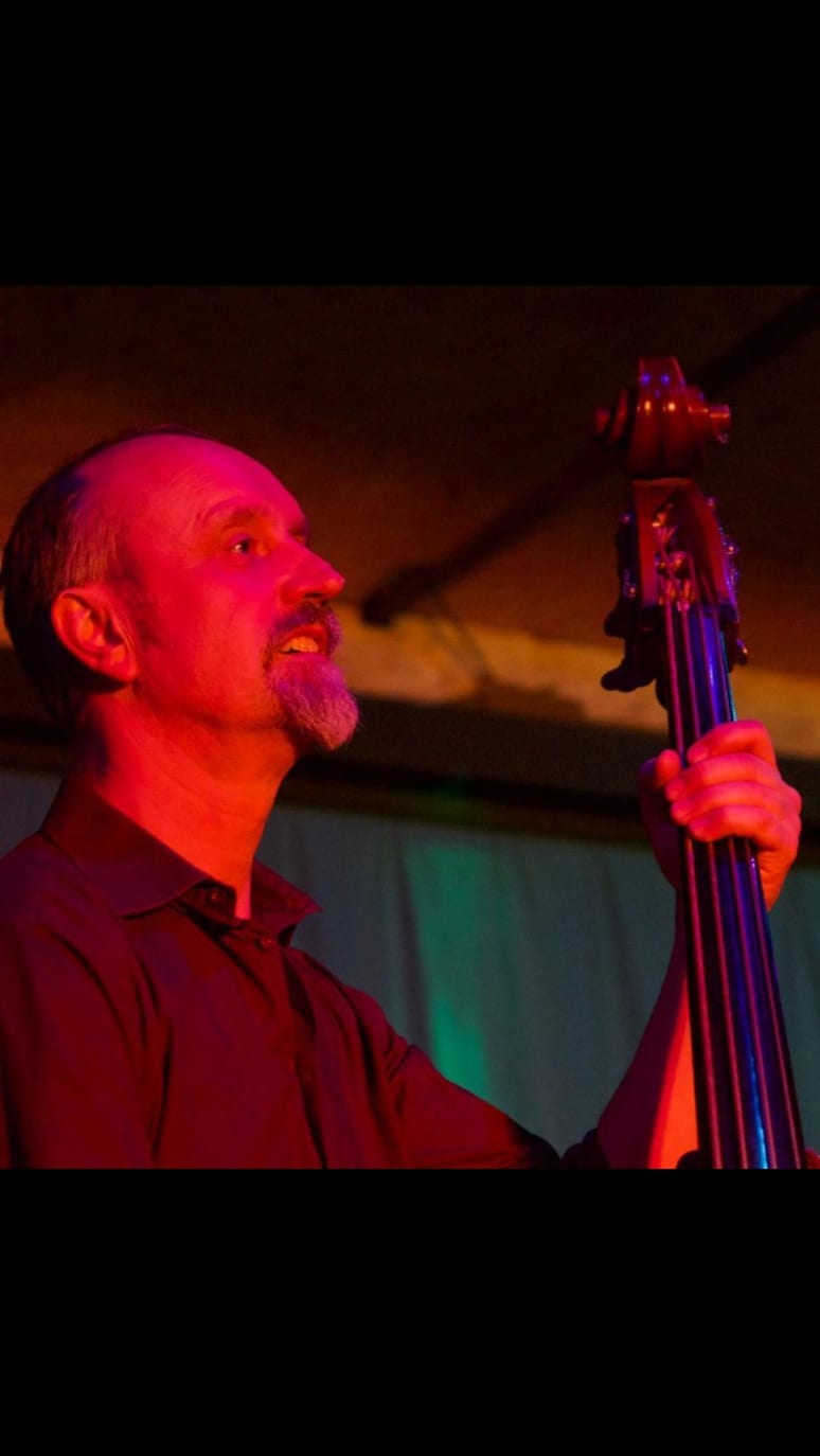 Galeriebild von O. Whizzer - Bassist aus Ilsede