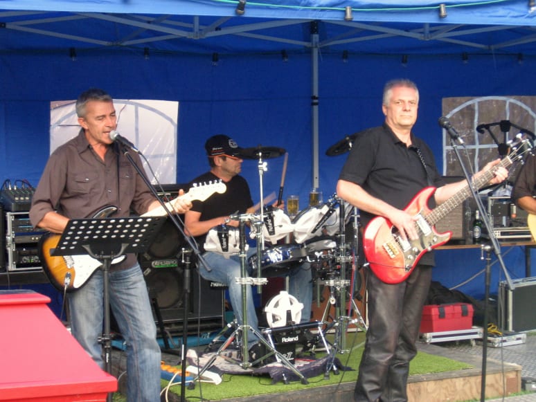 Galeriebild von Carl-Rainer Zeiss - Gitarrist aus München