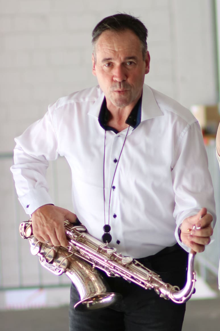 Galeriebild von Heinz Röder - Saxophonist aus Wesseling