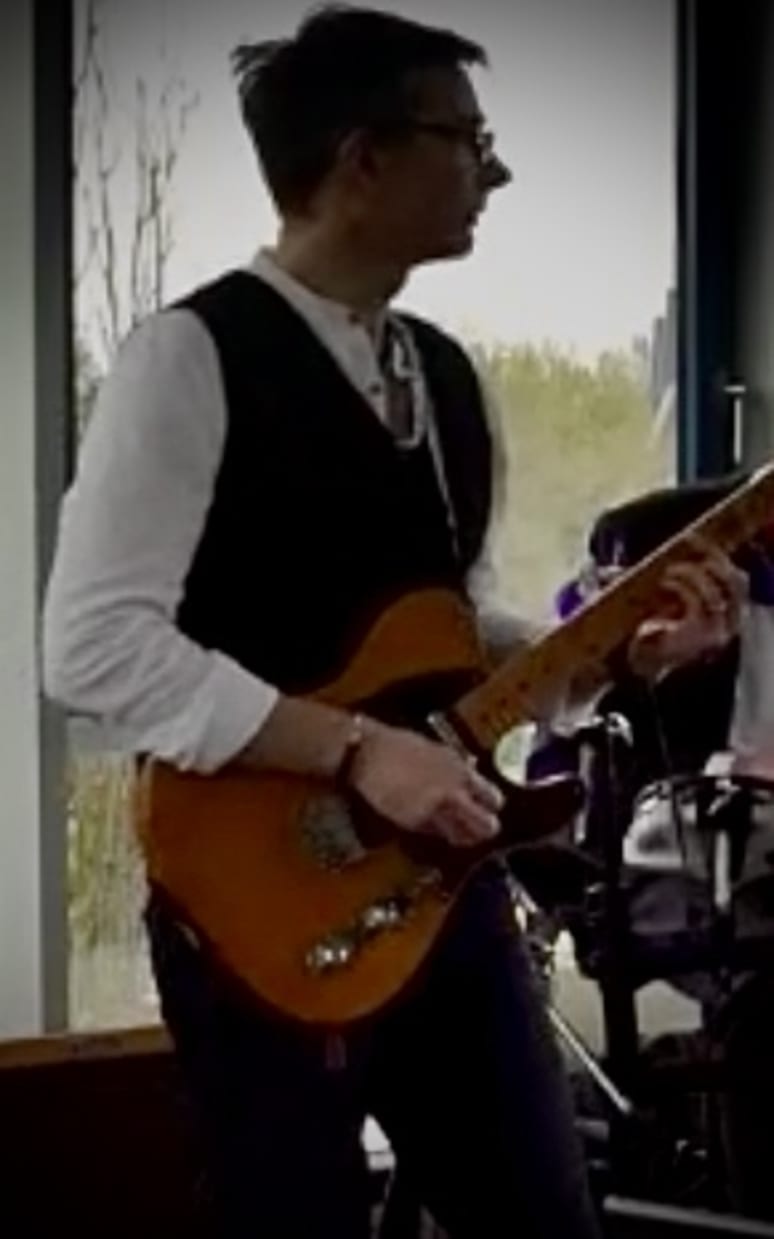 Galeriebild von Akapango - Gitarrist aus Berlin