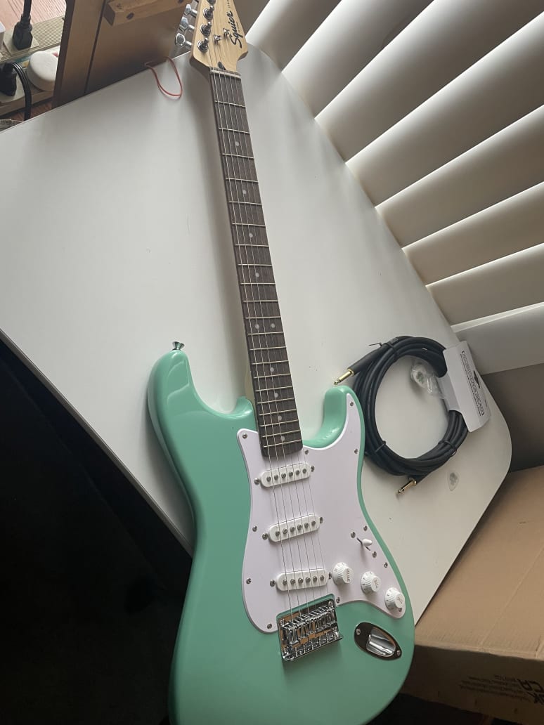 London - Singer-Songwriter aus Mount Clemens Galeriebild von London - Singer-Songwriter aus Mount Clemens