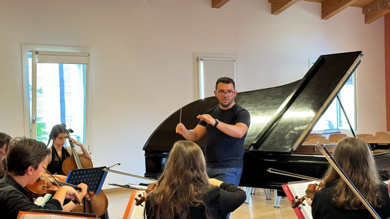 Galeriebild von Daniel Lopez Piepoli - Dirigent aus Berlin