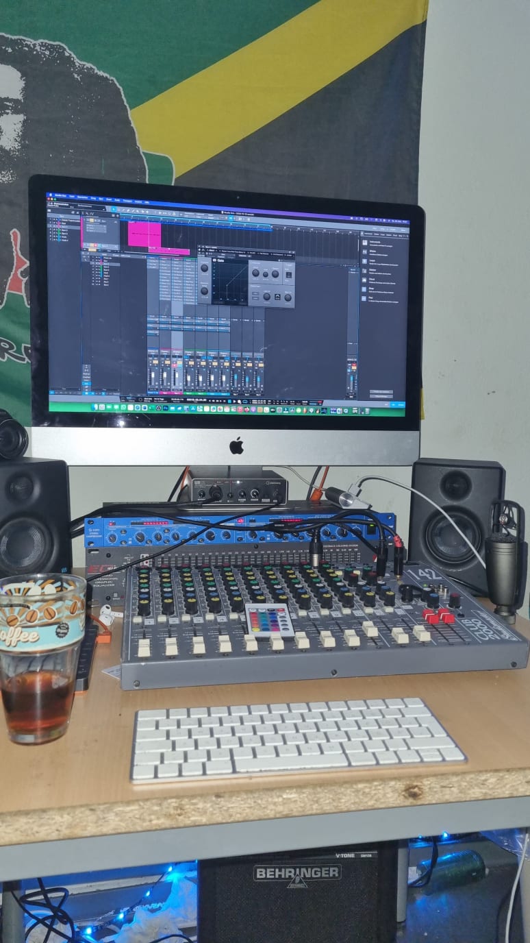 Galeriebild von Sam J - Musikproduzent aus Karlsruhe