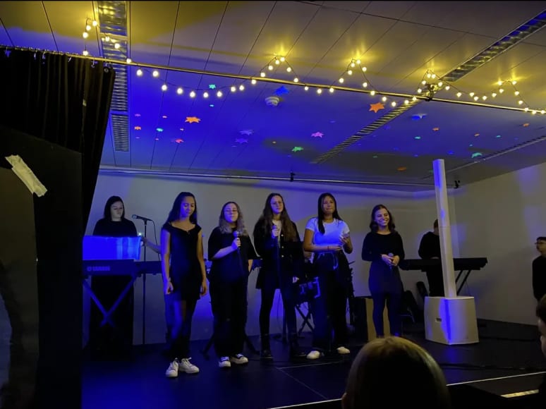 Jael - Singer from Ettingen Gallery image from Jael - Singer from Ettingen