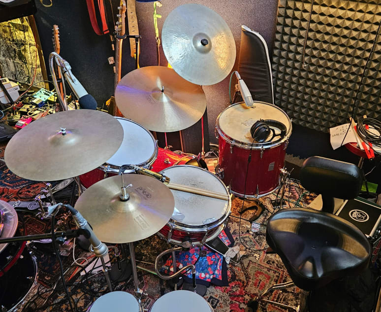 Space Garage Music - Tonstudio aus Köln Galeriebild von Space Garage Music - Tonstudio aus Köln