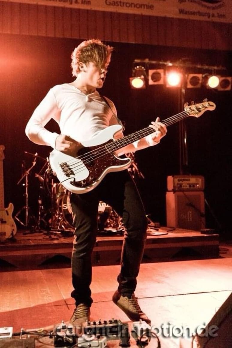Galeriebild von Tobias Reich - Bassist aus Eiselfing