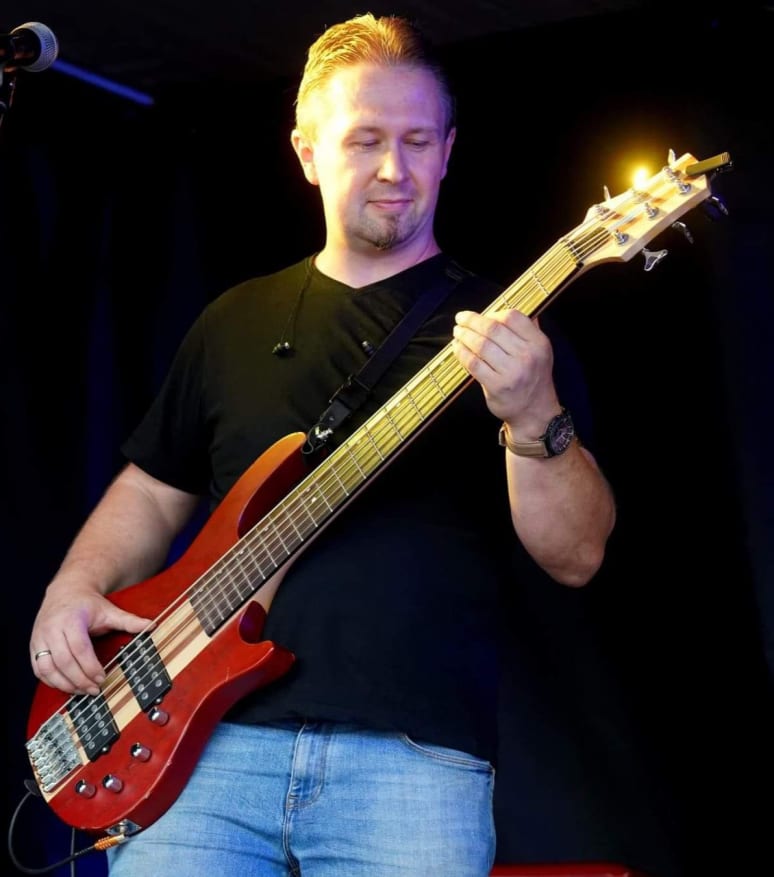 Galeriebild von Marcus ( Landi) - Bassist aus Köln