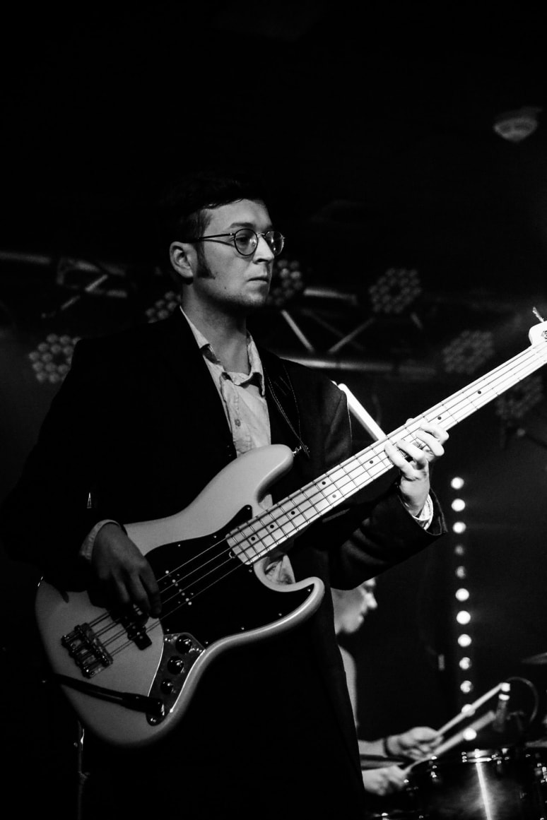 Galeriebild von Christopher - Bassist*in aus Kiel