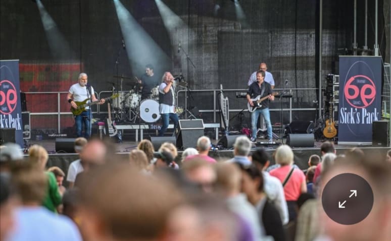 Christoph Santiago - Schlagzeuger aus Kirchheim unter Teck Galeriebild von Christoph Santiago - Schlagzeuger aus Kirchheim unter Teck