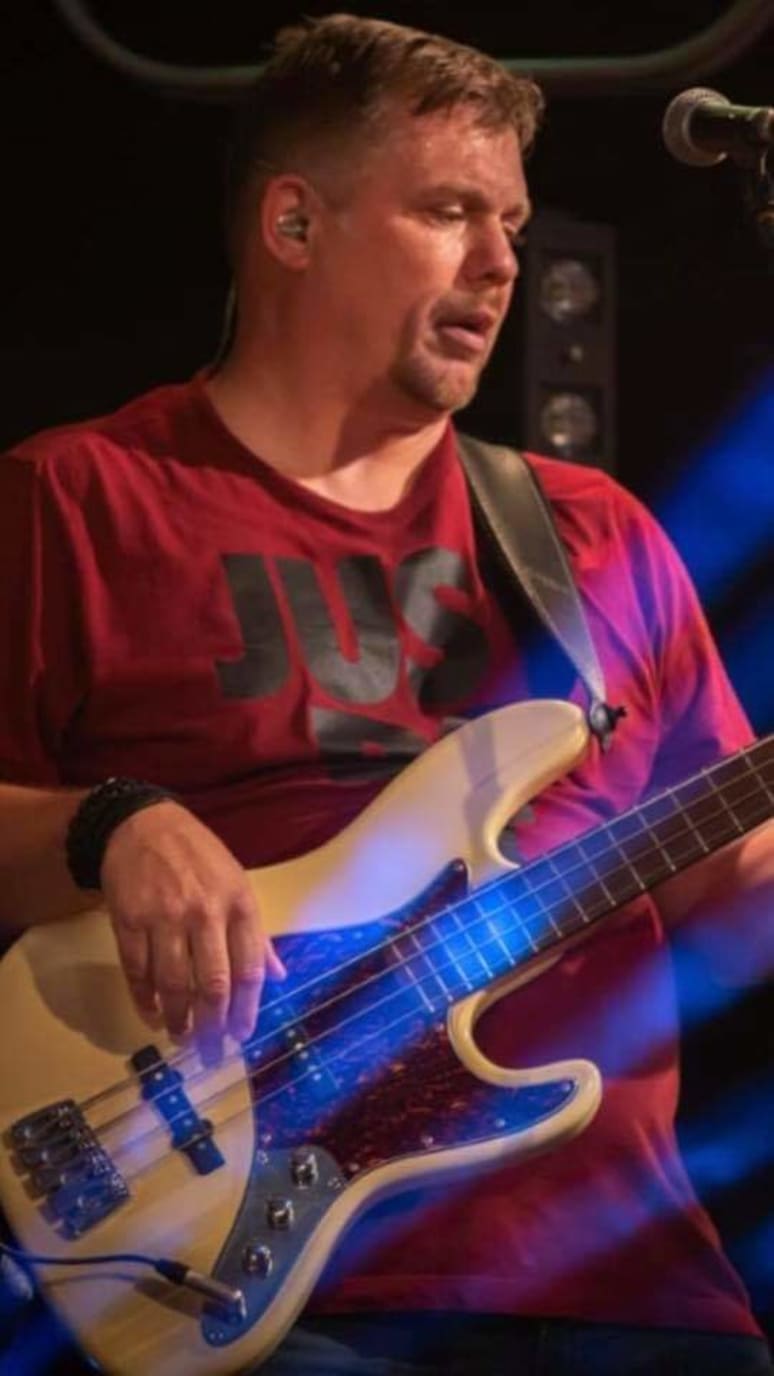 Galeriebild von Timm Jakowatz - Bassist aus Köln