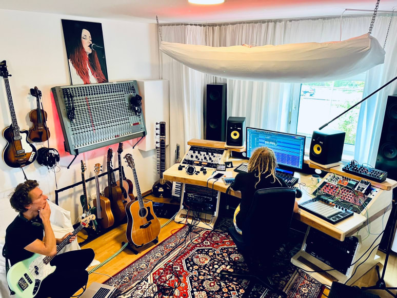 Galeriebild von Julian Scheufler - Musikproduzent aus München