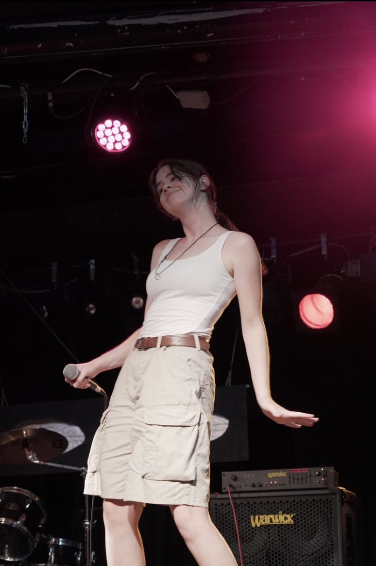 Lina Lisann - Singer-Songwriterin aus Potsdam Galeriebild von Lina Lisann - Singer-Songwriterin aus Potsdam