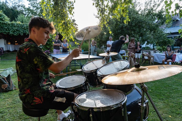 Raphael - Music producer from Markt Piesting Gallery image from Raphael - Music producer from Markt Piesting