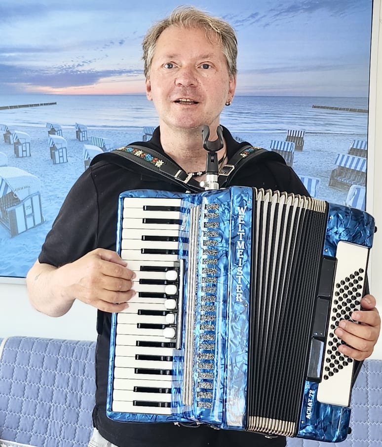 Galeriebild von Pelle Wolter - Akkordeonist aus Oberhausen