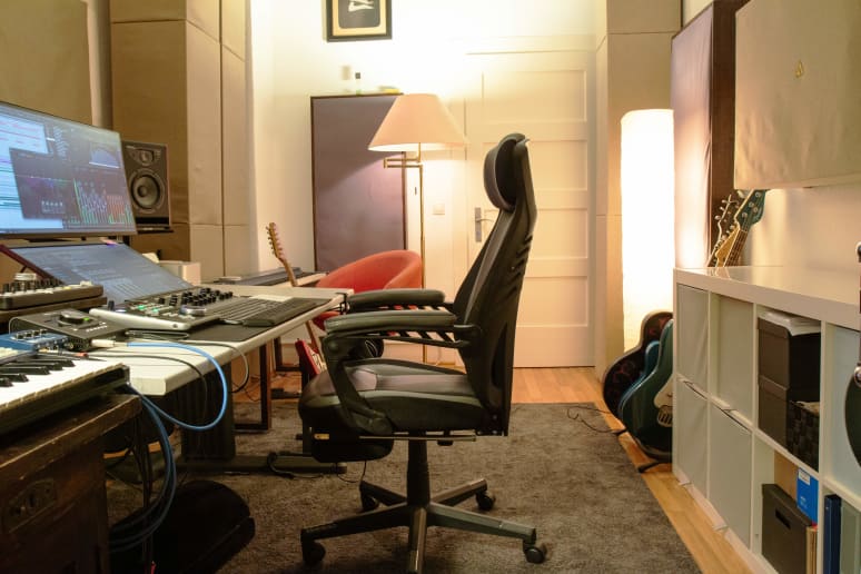 Andrejs Sadkovojs - Mixing Engineer aus Mannheim Galeriebild von Andrejs Sadkovojs - Mixing Engineer aus Mannheim