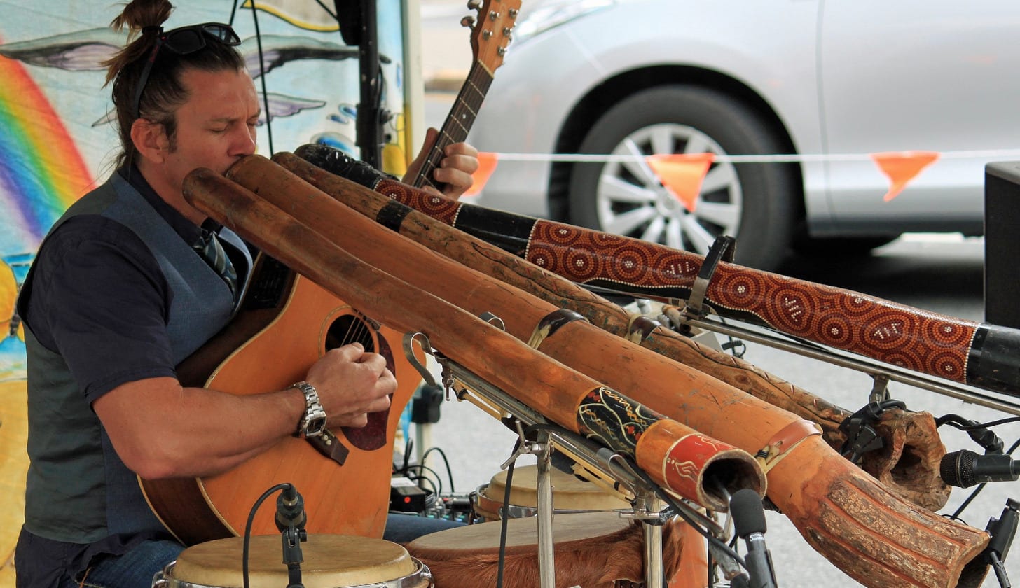 Didgeridoo lernen ein australischer Klassiker in der Musik