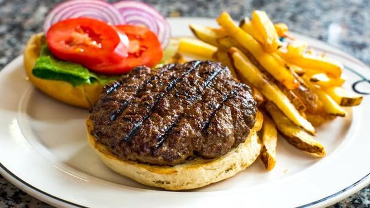 Char-Grilled Cheeseburger