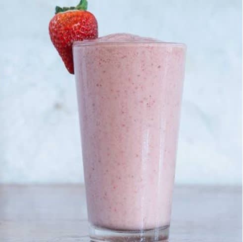 Fresh Fruit Smoothie (Strawberry/ Mango/ Blueberry)
