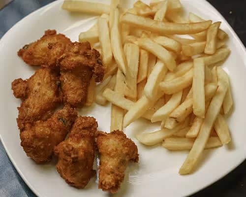 6 Wing Dings with Fries