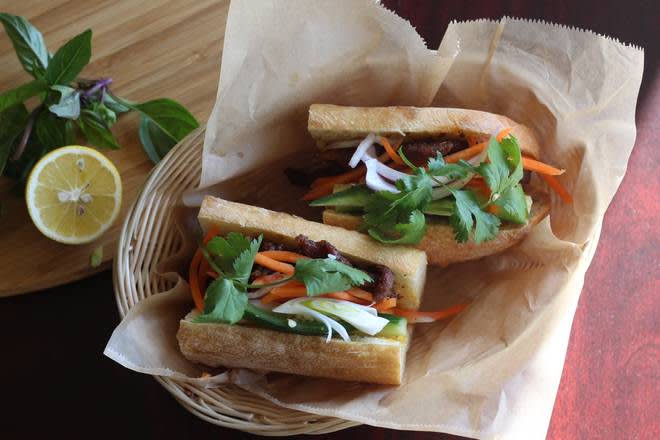 Grill Pork (Sandwich)