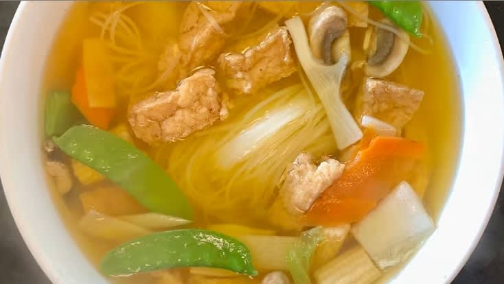 79.Veggie Pho蔬菜越河粉