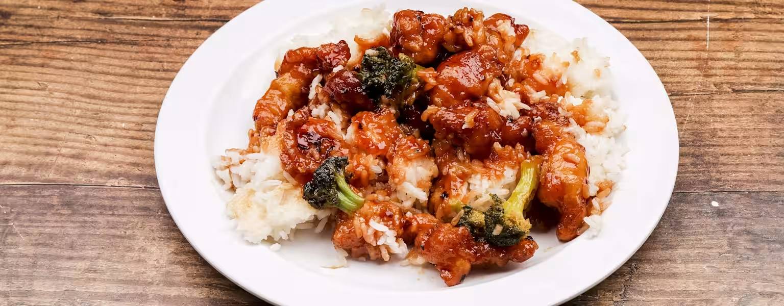 General Tso's Chicken or Fried Tofu