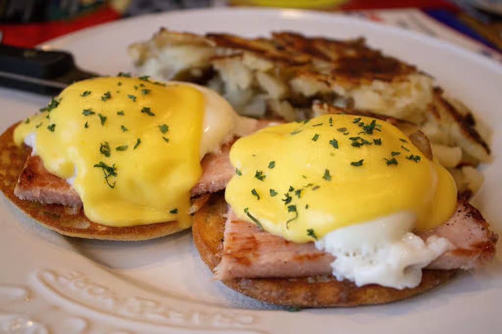 Eggs Benedict