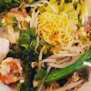 B13. Saigon Noodle Soup Dried Style