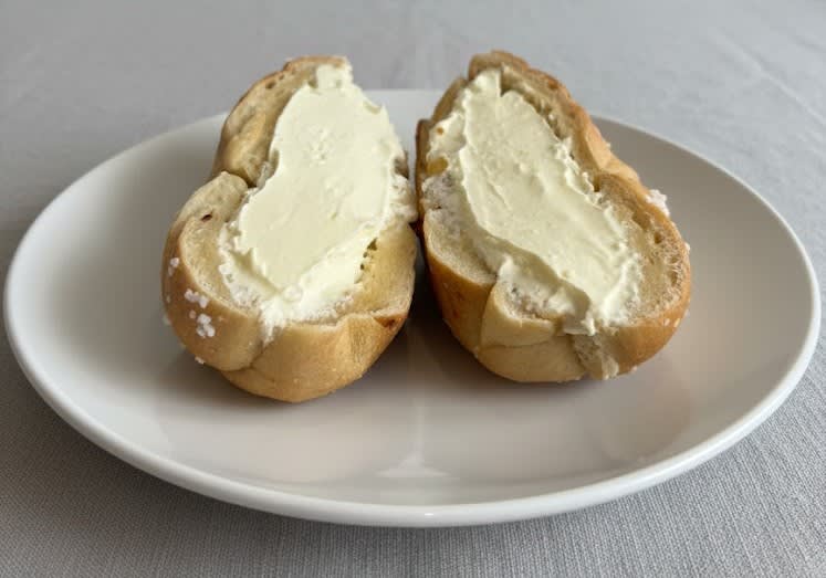Cream Cheese Sandwich on Bagel