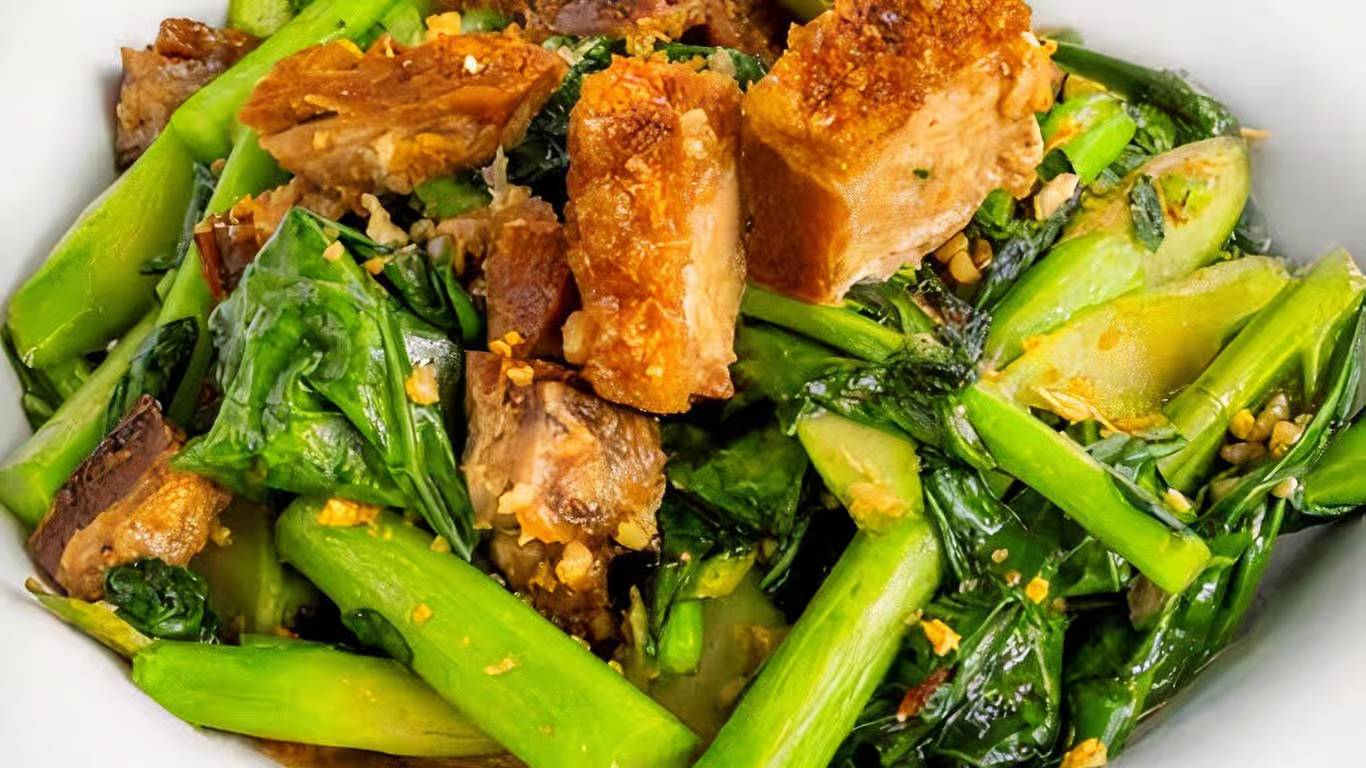 Chinese Broccoli with Crispy Pork