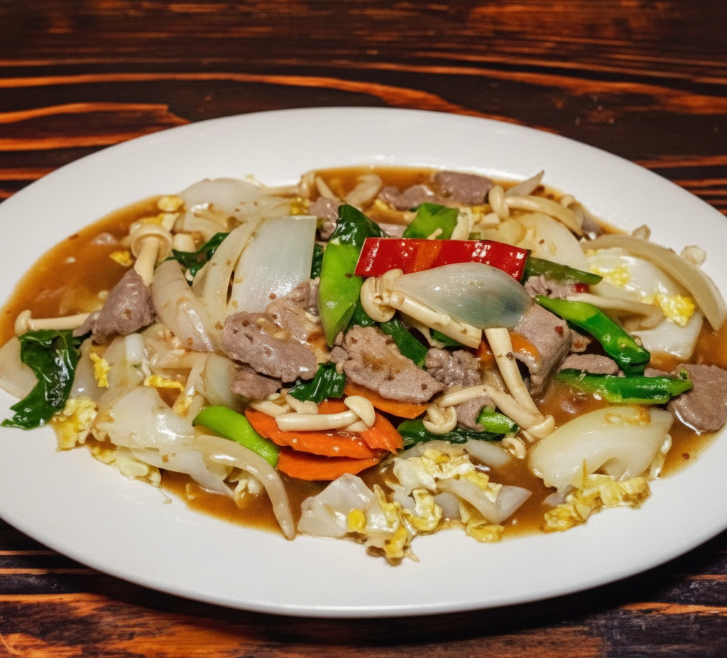 4. Flat Noodles with Gravy