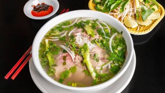 P5. Rare Steak & Brisket - Tái Nạm (M)